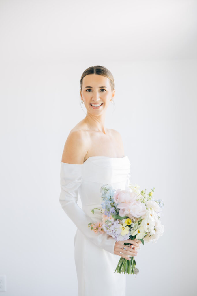 Romantic Magnolia Hill Farm wedding. Columbus Ohio Wedding venues