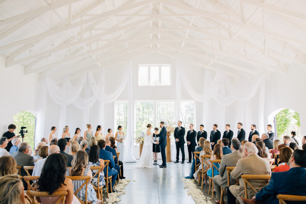 Romantic Magnolia Hill Farm wedding. Columbus Ohio Wedding venues