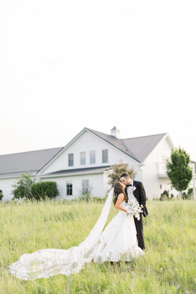 Magnolia Hill Farm ohio wedding venue photography